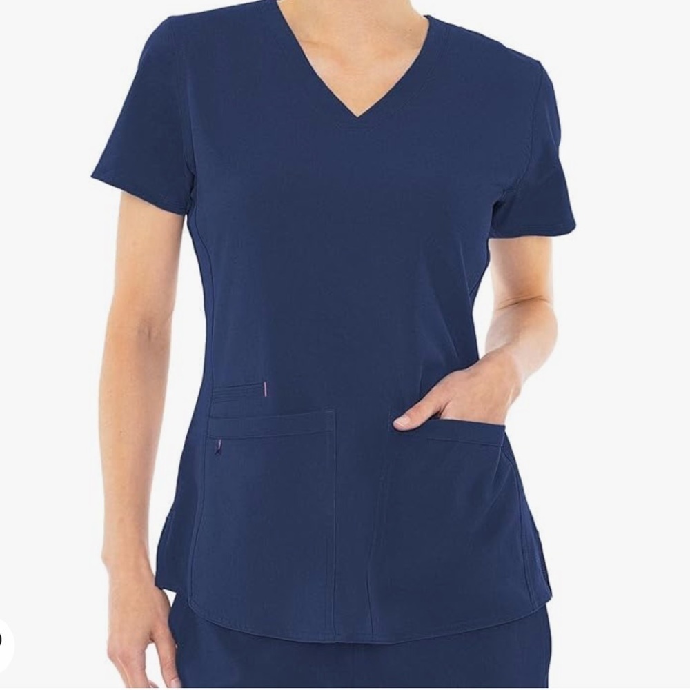 Med Couture Women’s Scrub top